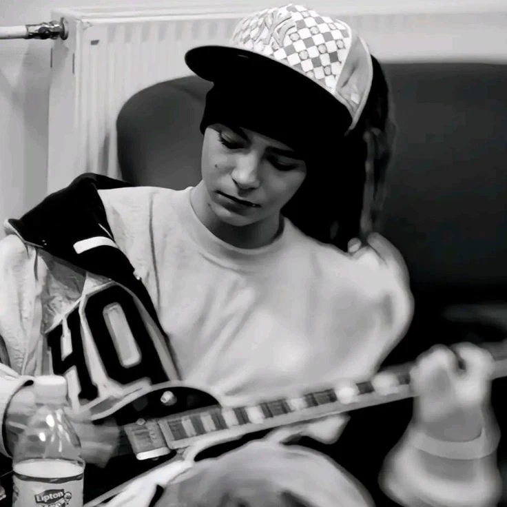 Tom Kaulitz thumbnail