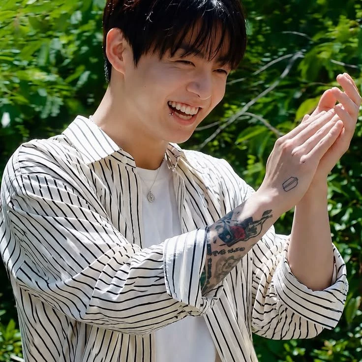 Jungkook thumbnail