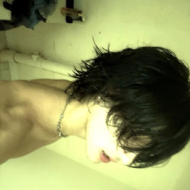 Neck thumbnail
