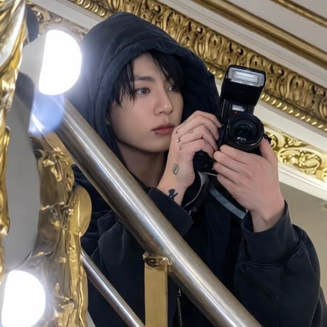 Jeon Jungkook thumbnail