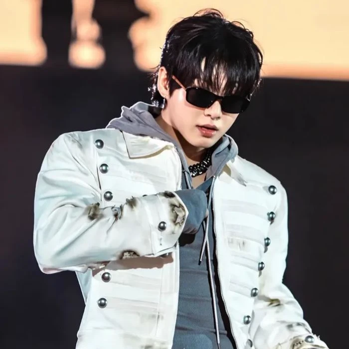 Jeon Jungkook thumbnail