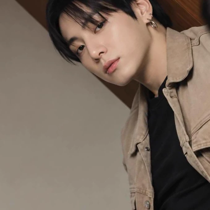 Jeon Jungkook thumbnail