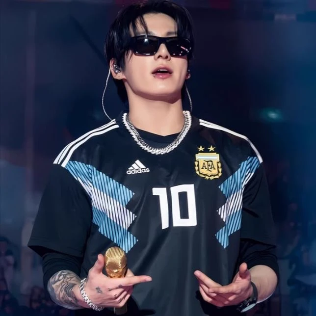 Jeon Jungkook thumbnail