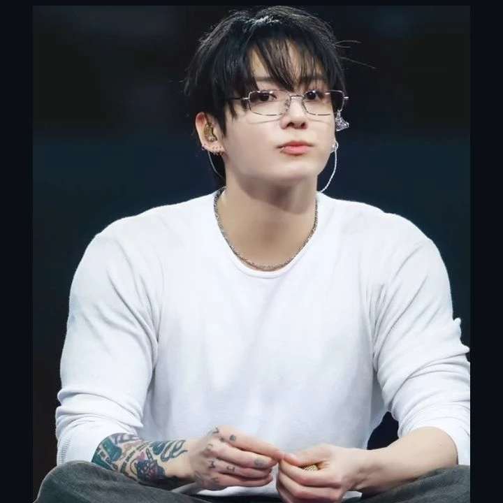 Jeon Jungkook thumbnail