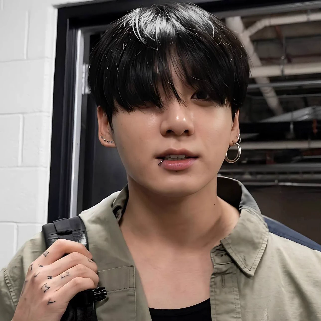 Jeon Jungkook thumbnail