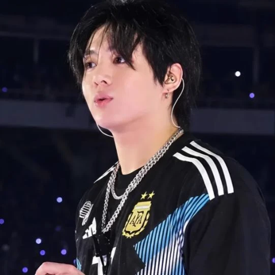 Jeon Jungkook thumbnail
