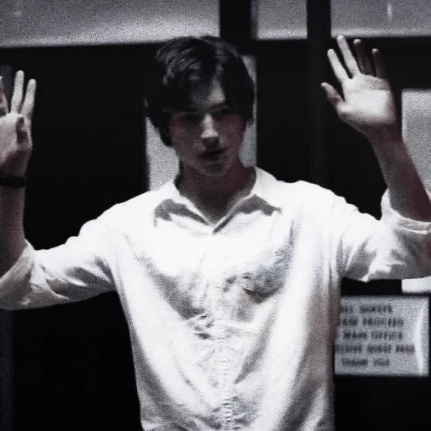 Ezra Miller thumbnail