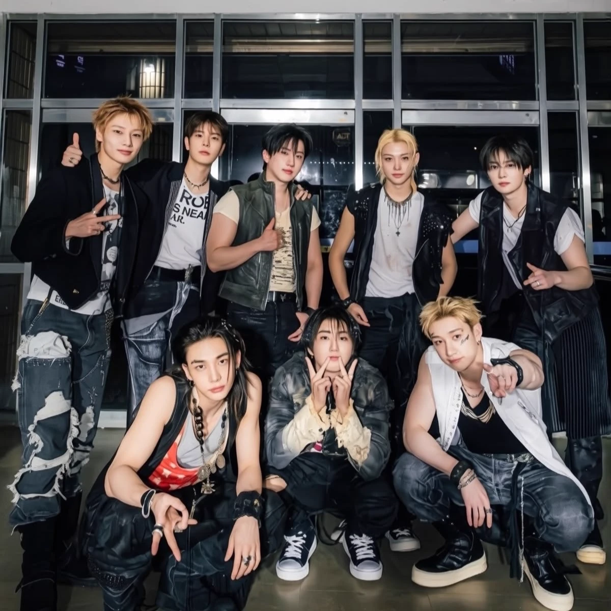 Stray Kids mafia husbands thumbnail