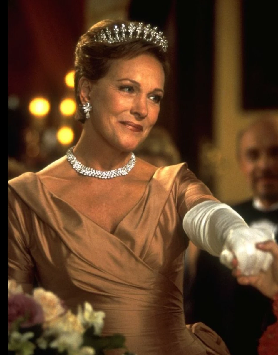 Clarisse Renaldi thumbnail