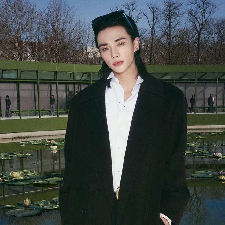 Hyunjin thumbnail