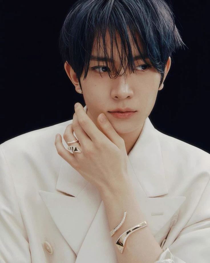 Lee Heeseung thumbnail
