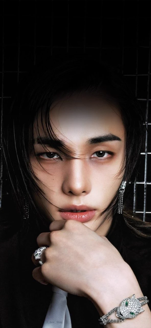 hyunjin thumbnail