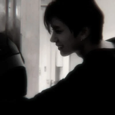 lee heeseung thumbnail
