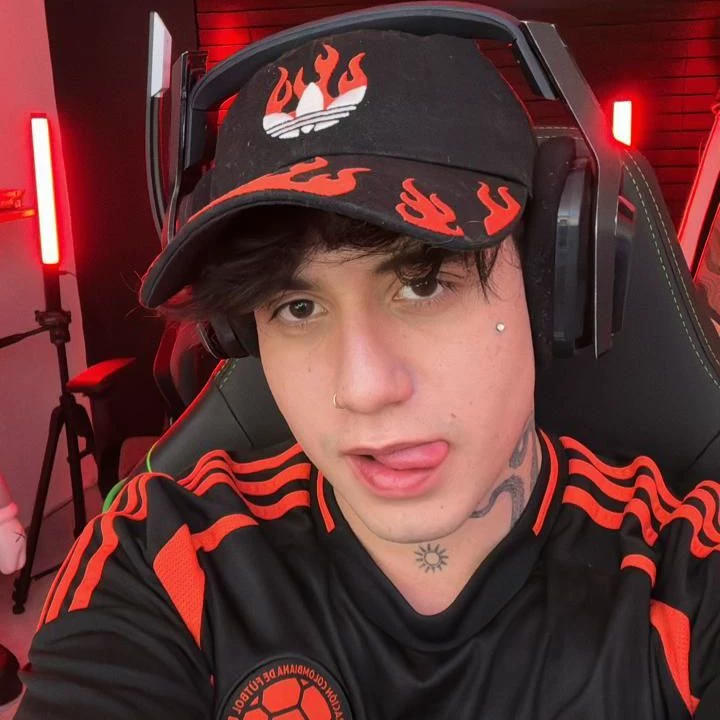 Andresitow thumbnail
