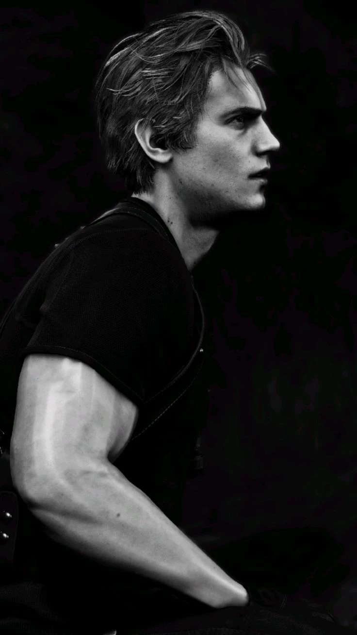 Leon Kennedy thumbnail