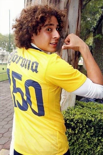 Guillermo [Memo] Ochoa  thumbnail