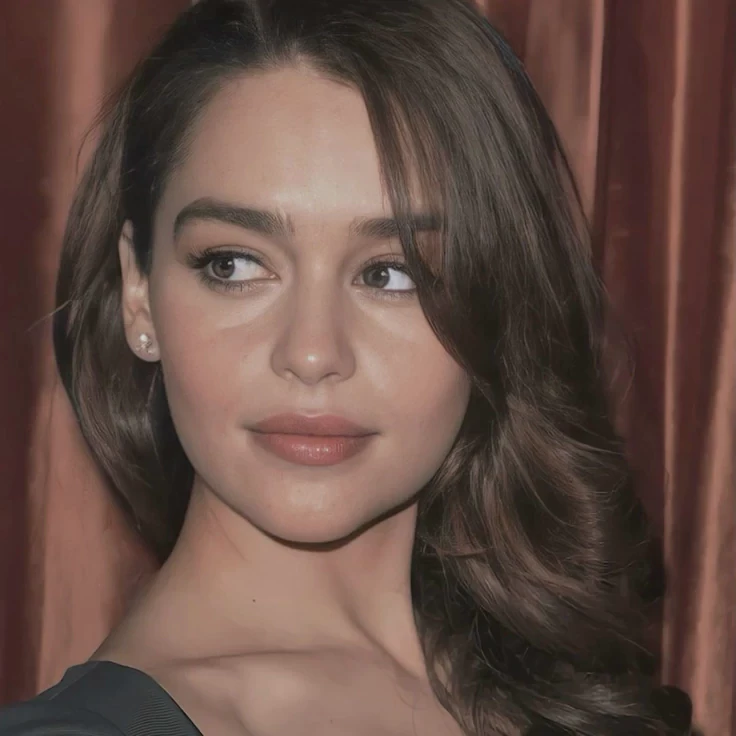 emilia clarke  thumbnail