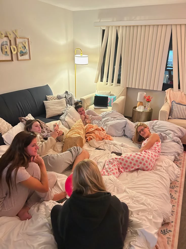 Girls sleepover thumbnail