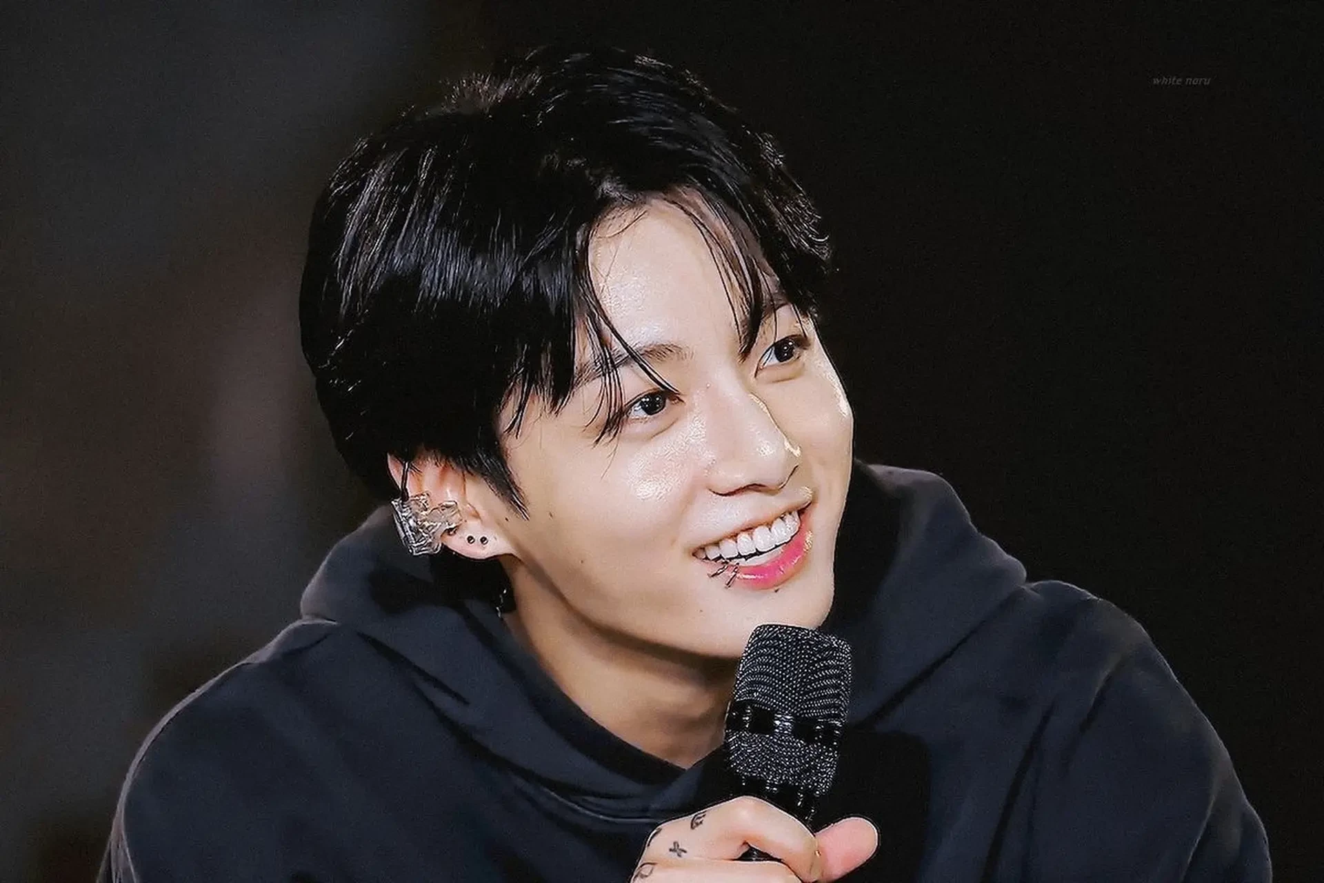 Jeon Jungkook 💜  thumbnail