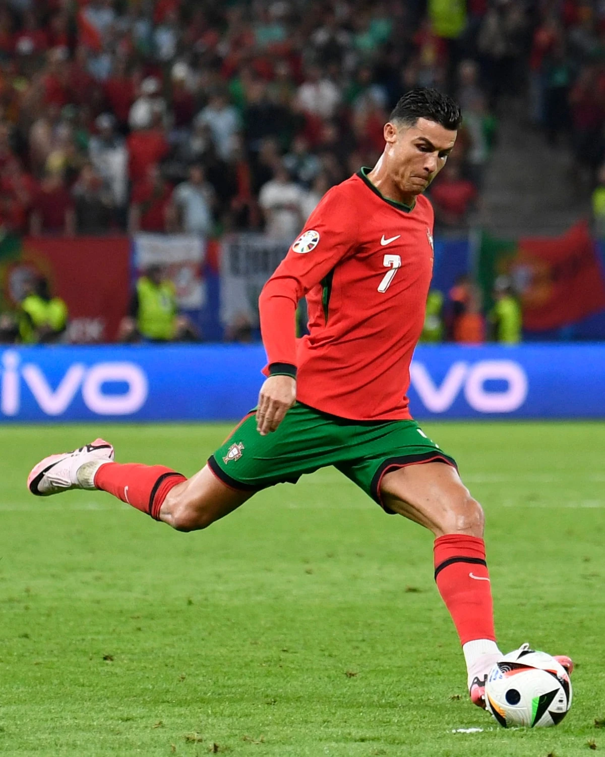 Cristiano Ronaldo thumbnail