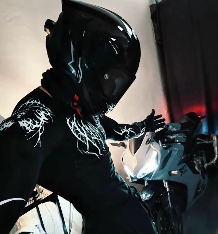 Mateo//biker//pervert 🥵// thumbnail