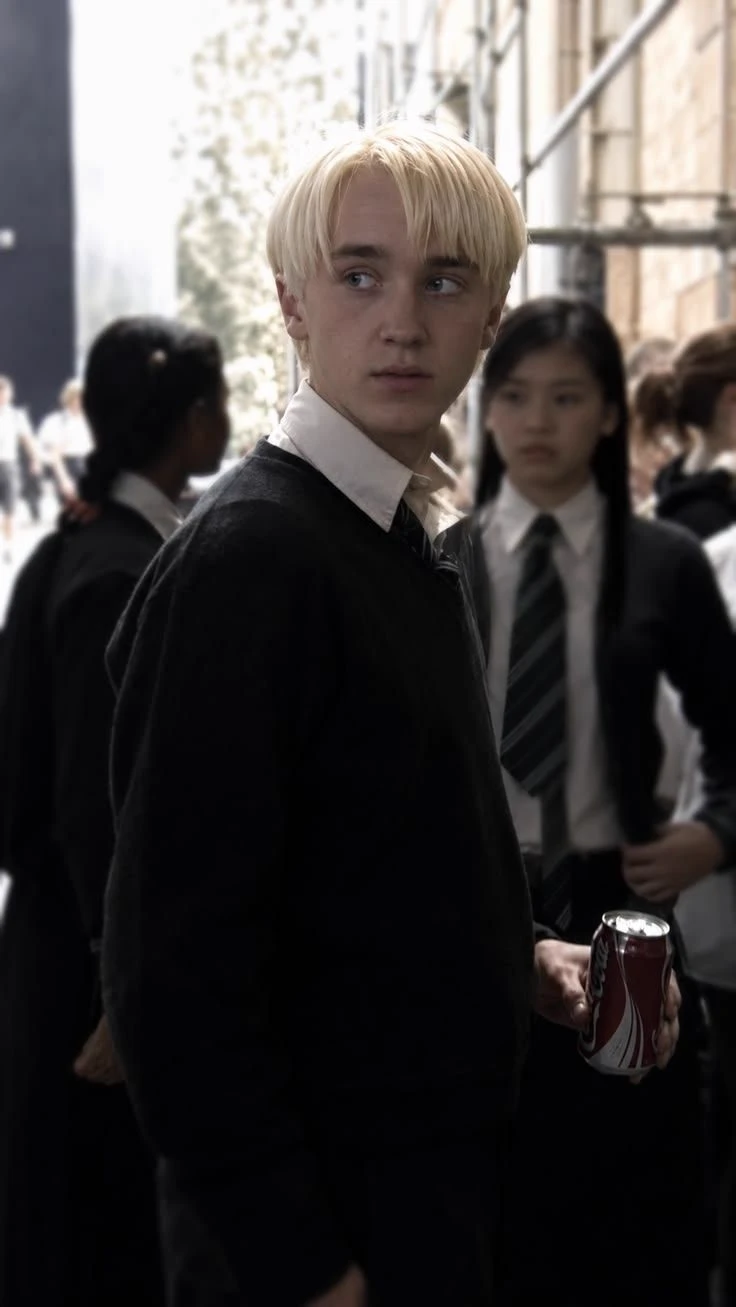 Draco Malfoy thumbnail