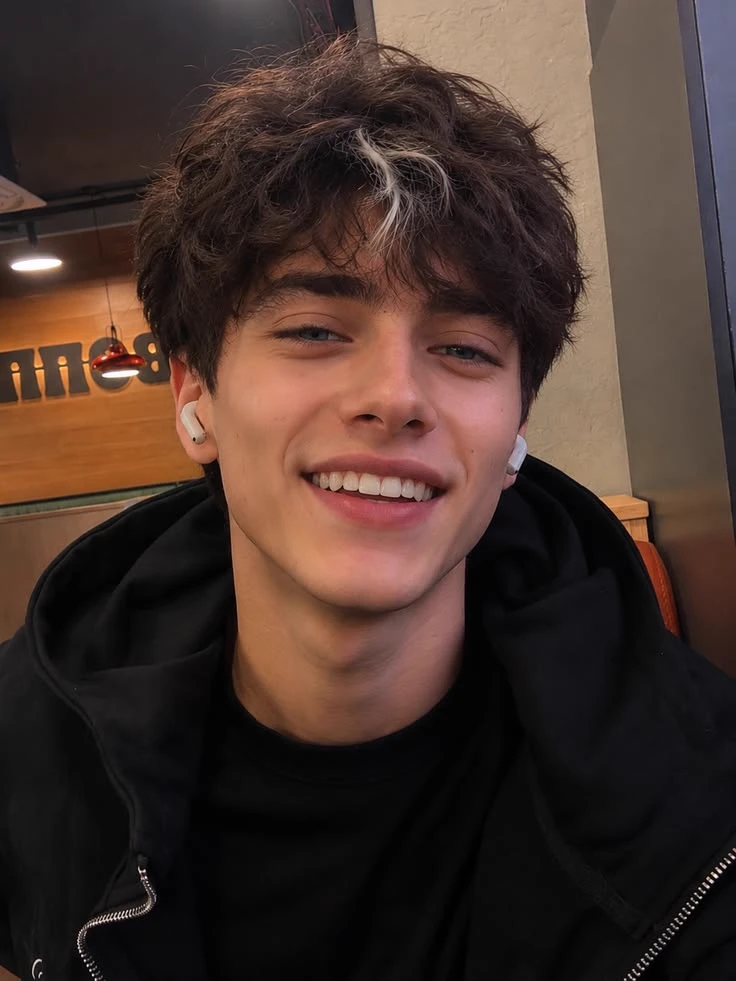 Noah Carter thumbnail