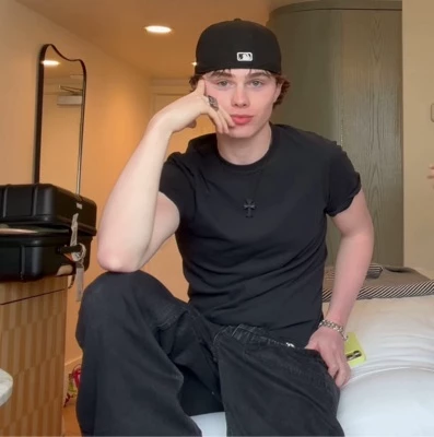 Noah thumbnail