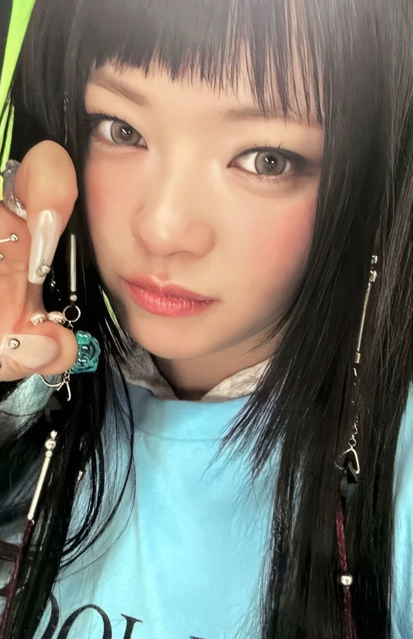 Jeongyeon  thumbnail