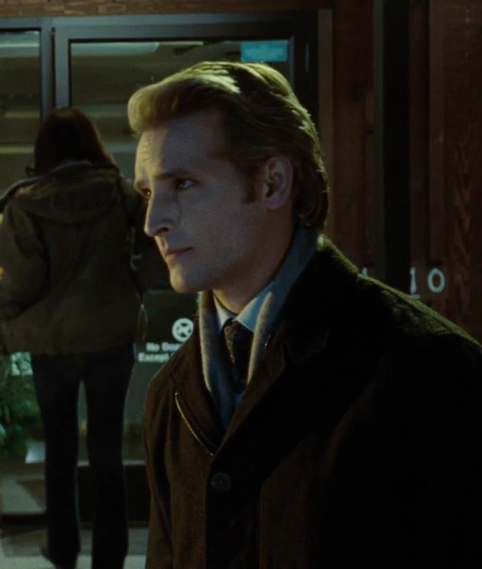 Carlisle Cullen thumbnail