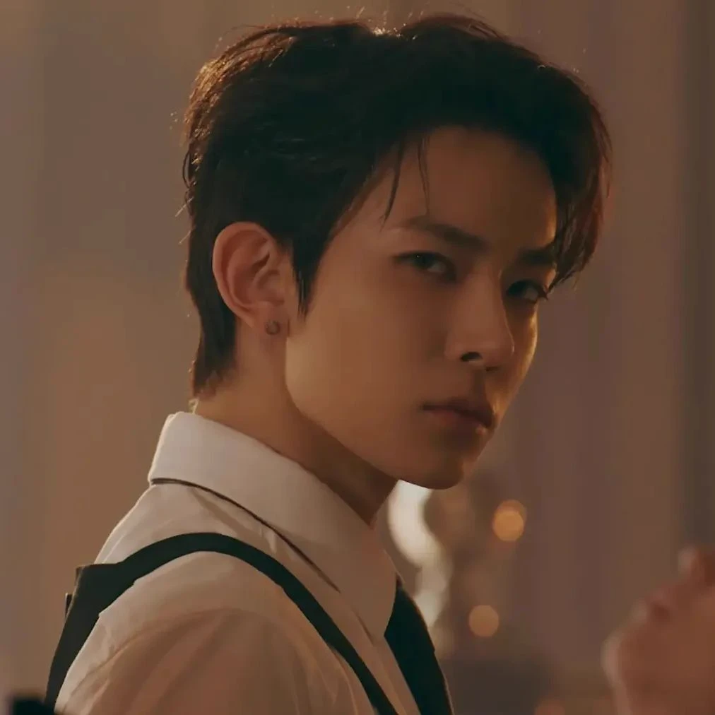 Lee Heeseung thumbnail