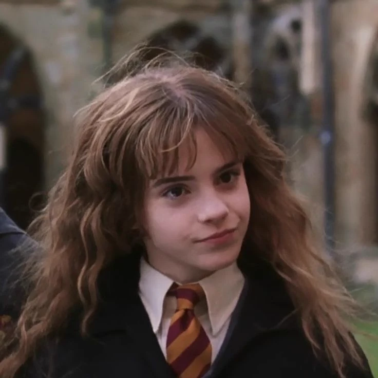 Hermione granger  thumbnail