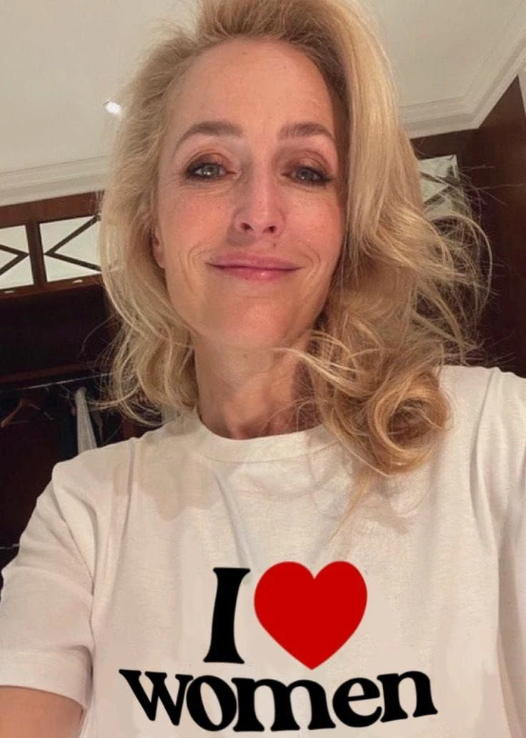 Gillian Anderson thumbnail