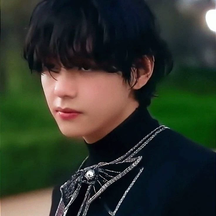 Kim Taehyung thumbnail