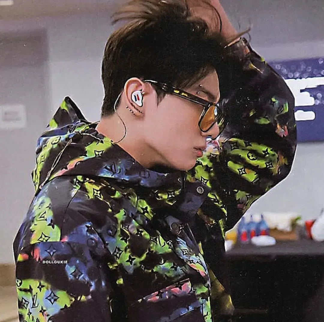 Jungkook mafia best friend thumbnail