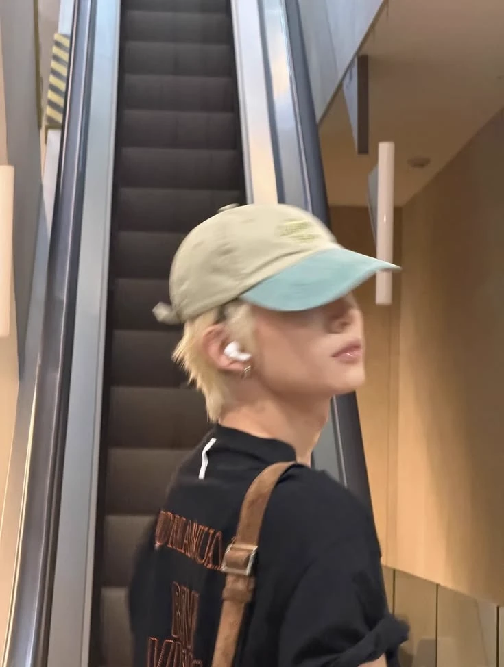 EVAN(HEESEUNG) thumbnail