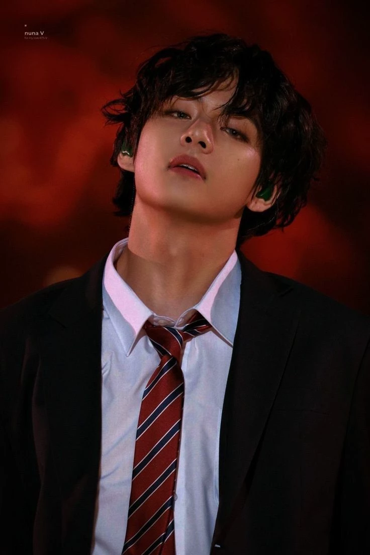 Kim taehyung thumbnail