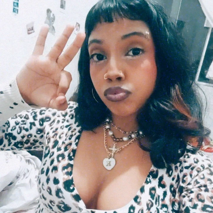 Ivy 💌