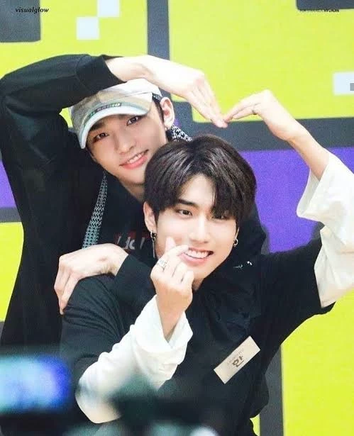 Pre-debut Han and Hyunjin thumbnail