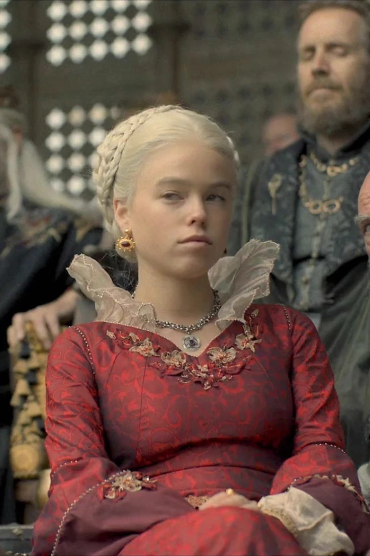 Rhaenyra Targaryen thumbnail
