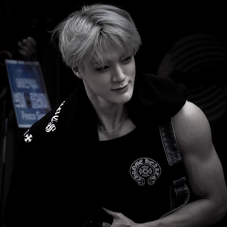 Lee Jeno thumbnail