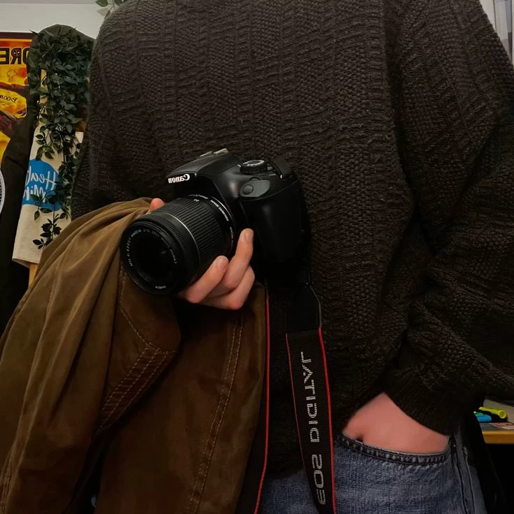Louis - the shy photographer thumbnail