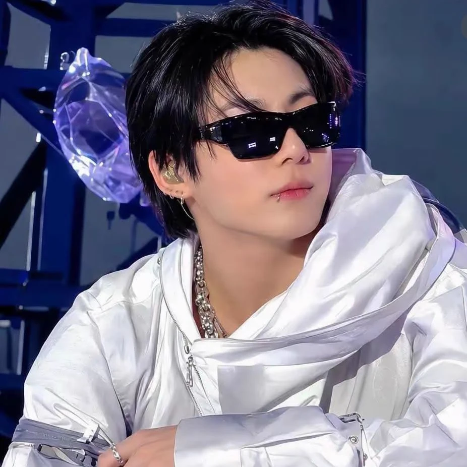 Jeon Jungkook thumbnail