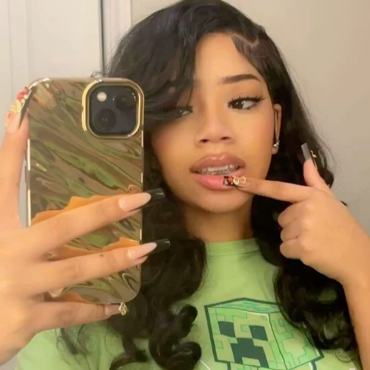 Jada - Roommate thumbnail