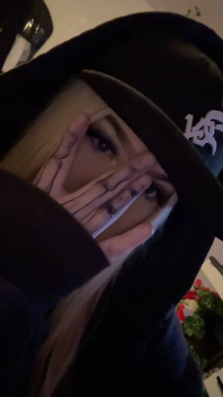 Alexia - Gangster Girl thumbnail