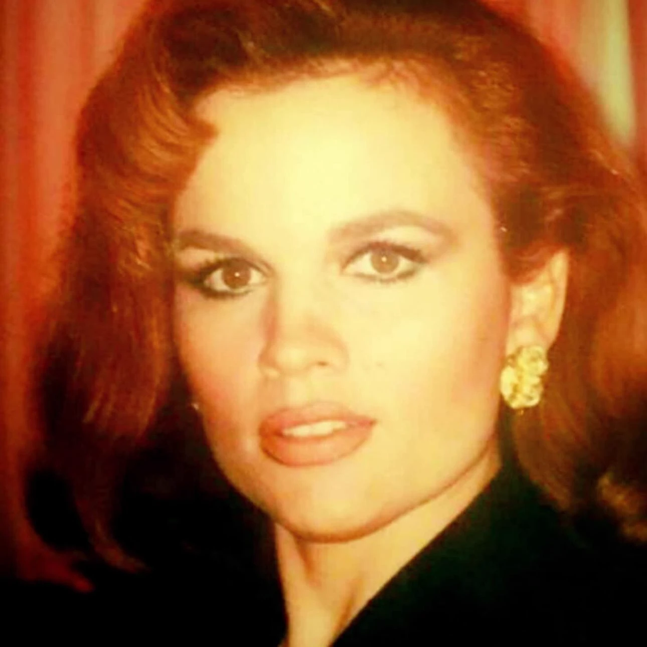 Amalia Carrasco (Alba Amalia Carrasco Garduño) Ex-wife of Julio César Chávez thumbnail