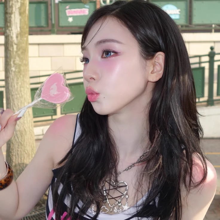 karina thumbnail