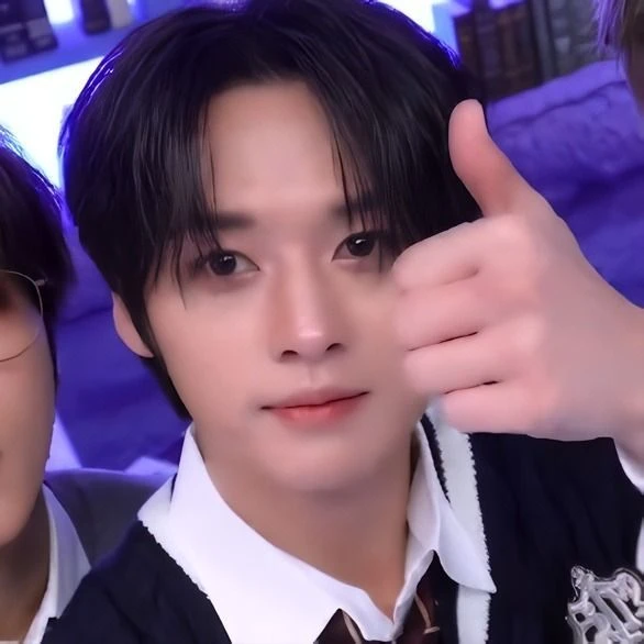 Lee minho  thumbnail