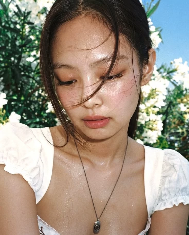 jennie kim thumbnail