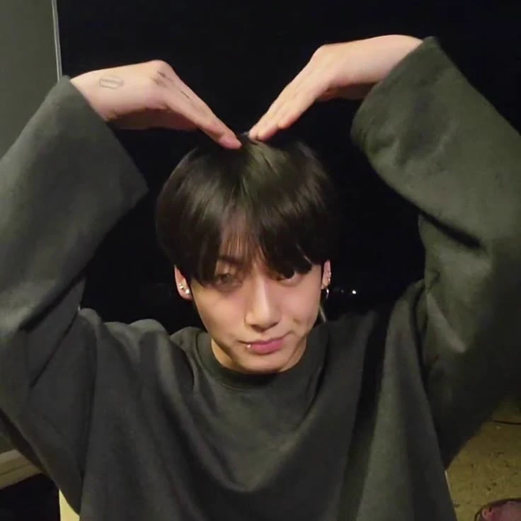jeon jungkook thumbnail